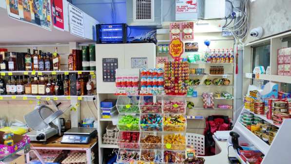 В Бат Яме продаётся работающий деликатесный магазин в фото 8