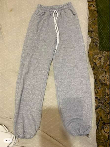 Спортивные штаны серые