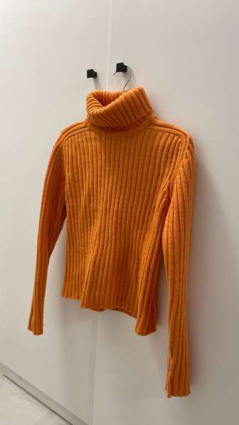 Свитер GAP в Москве