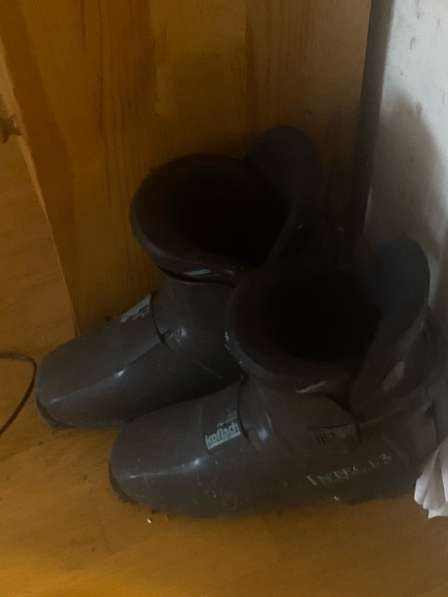 Ботинки горнолыжные