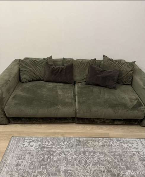 Отдам даром диван хорошим людям!