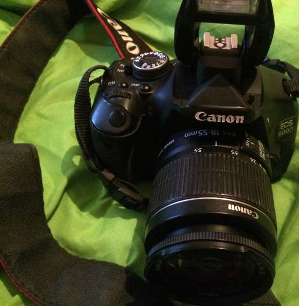 Фотоаппарат Canon 600 D