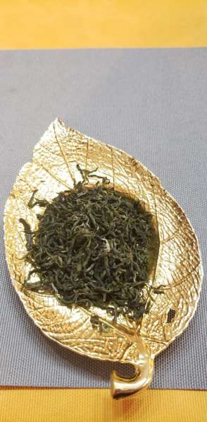 Недоработанный чайный лист, обработка чая, завод в фото 4