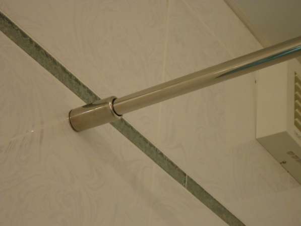 Изготовление прямых карнизов для шторы в ванную комнату в Краснодаре фото 6