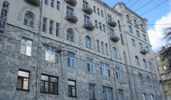 Продам многомнатную квартиру в Москве. Жилая площадь 148,50 кв.м. Этаж 2. Дом кирпичный. в Москве