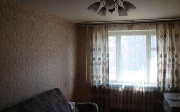 Продам однокомнатную квартиру в Подольске. Жилая площадь 31 кв.м. Этаж 1. Дом кирпичный. 