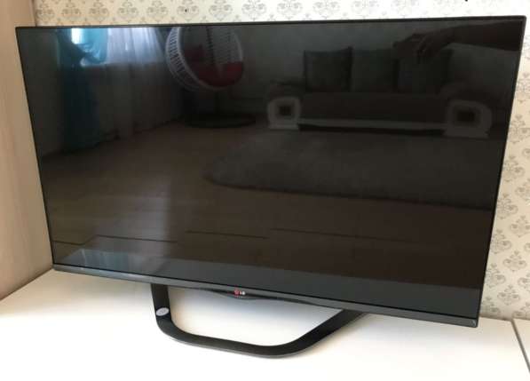 Телевизор LG Smart TV