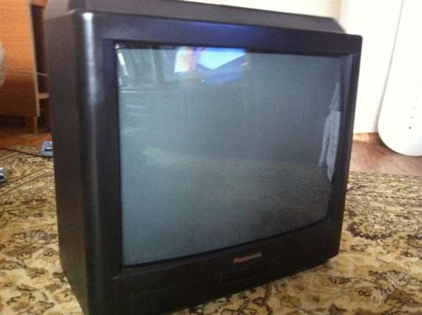 Продам неисправный телевизор на запчасти