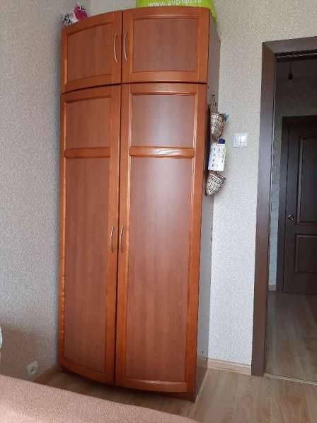 Продам шкаф плательный в Москве