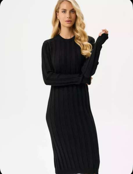 Платье теплое вязаное 42