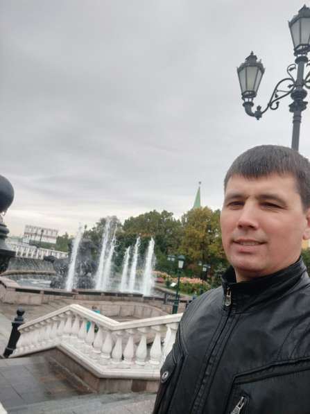 Айзат, 50 лет, хочет пообщаться в Москве