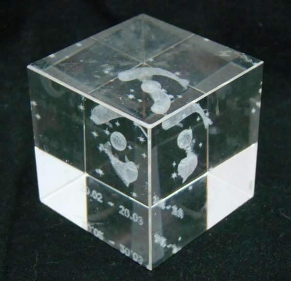 Пресс-папье хрустальное Знак зодиака Рыбы (X215) в Москве фото 5