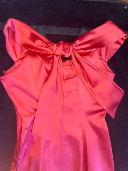 Малиново-алое новое роскошное платье в Москве фото 3
