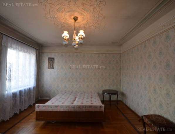 Продается двухэтажный частный дом без посредников в Ереване в фото 8