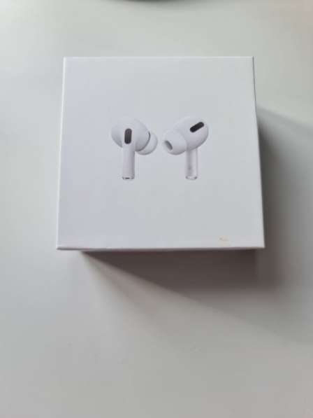 Наушник AirPods Pro