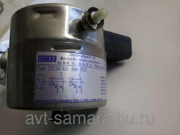 Продам манометр технический электроконтактный WIKA 232.50.10 в Самаре