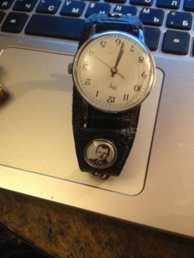 Часы наручные