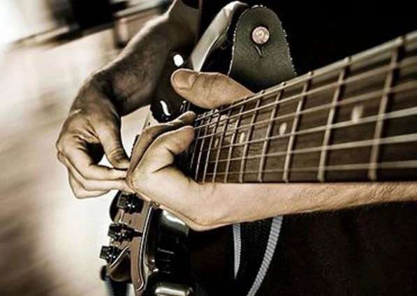 Уроки игры на гитаре в Омске