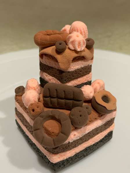 Пирожное из воздушного пластилина Покрытое лаком в Казани фото 13