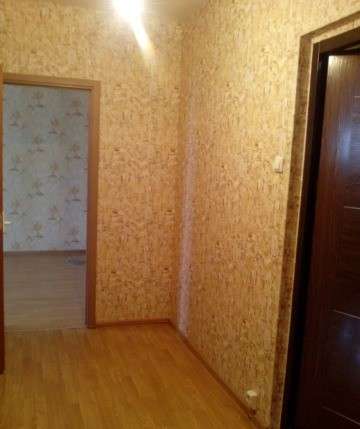 Продам однокомнатную квартиру в Подольске. Жилая площадь 36 кв.м. Этаж 3. Дом панельный. 