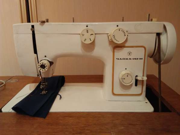 Швейная машина Чайка 142М в Шелехове фото 3
