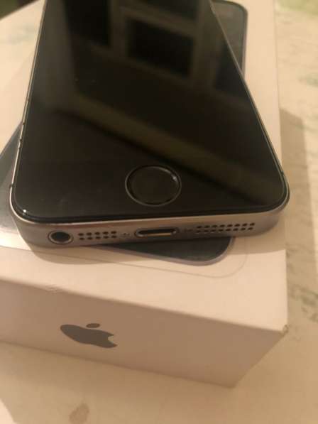 Iphone se в Москве фото 5