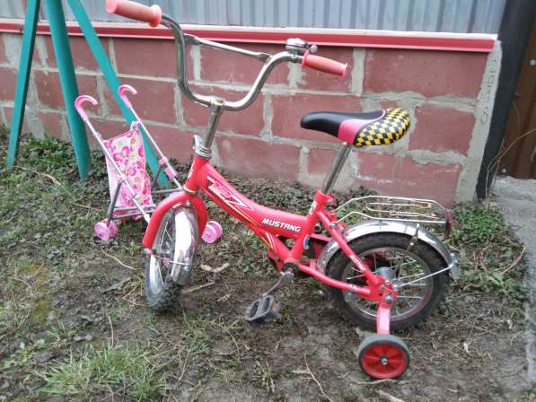 Продам велосипед для детей 3-6 лет в Курске