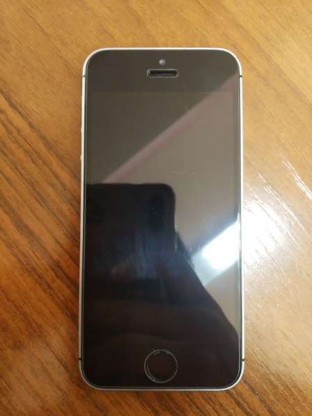 Продам iPhone SE (1-го поколения) 32GB Space Gray в фото 3