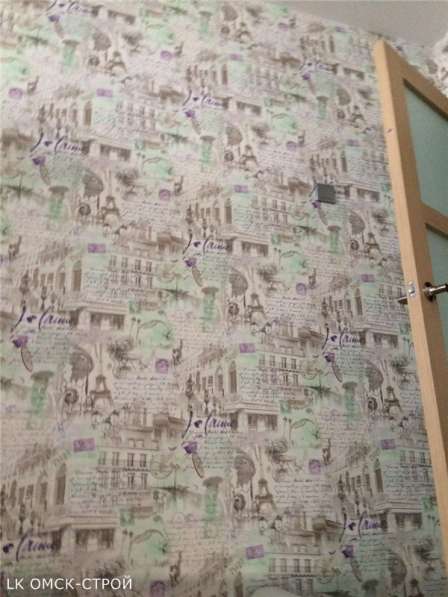 Оклеивание стен обоями в Омске фото 21