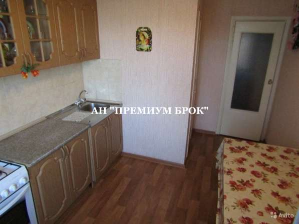 Продам четырехкомнатную квартиру в Волгоград.Жилая площадь 80 кв.м.Этаж 8. в Волгограде