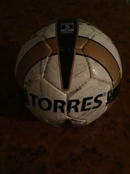 Продаю футбольный мяч Torres