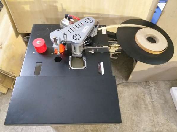 Кромочный станок KM105 -SCL- в Перми фото 12