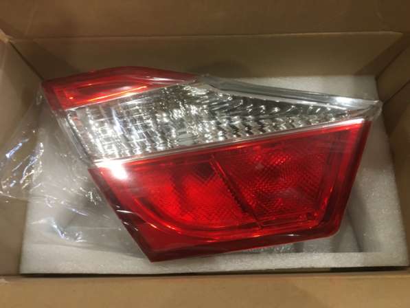 Задние фары на Camry 50