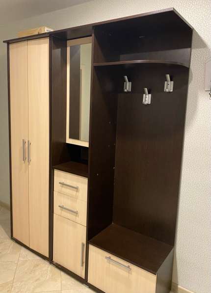 Прихожая в отличном состоянии, 205-160-40 в Домодедове фото 3