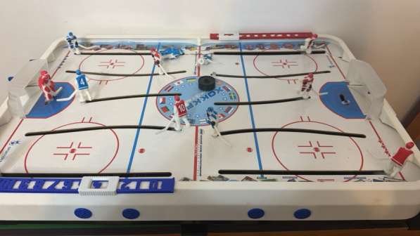 Настольный хоккей
