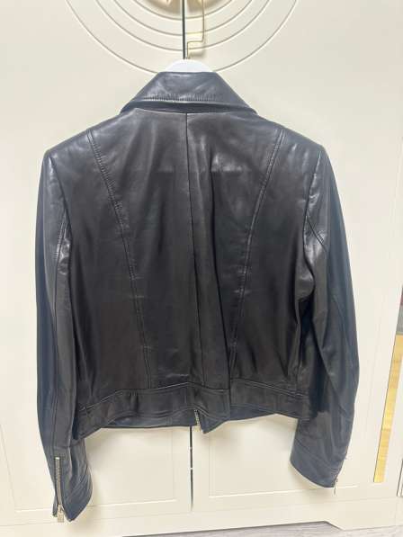 Куртка кожанная новая