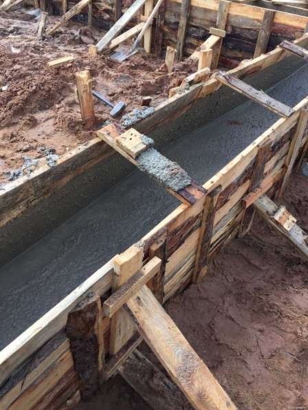 Заливка фундамента в фото 17