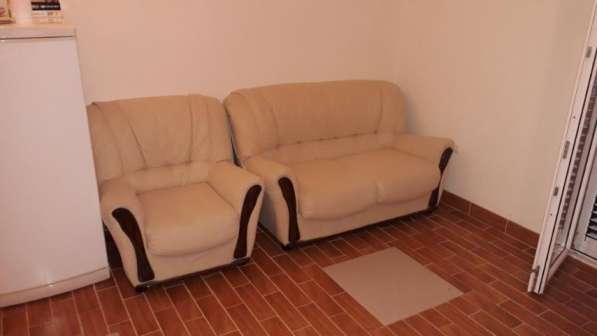 Продам диван-кровать, диван и кресло в фото 3