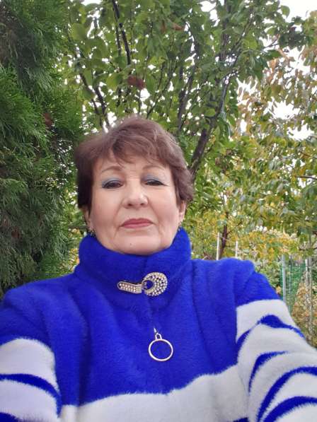 Наталья, 67 лет, хочет познакомиться