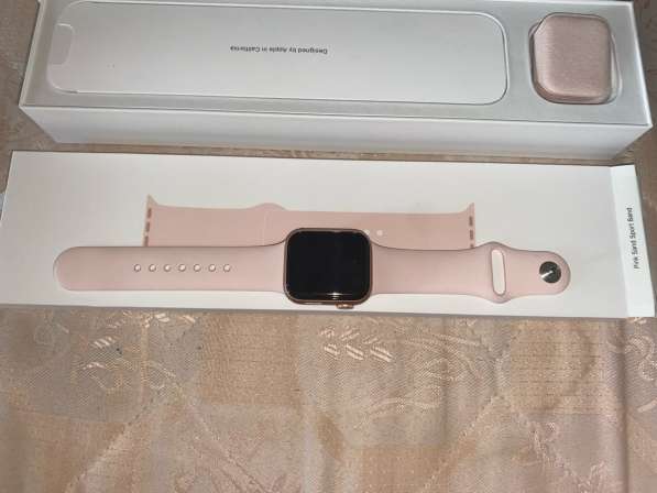 Смарт-часы Apple Watch 5 40mm