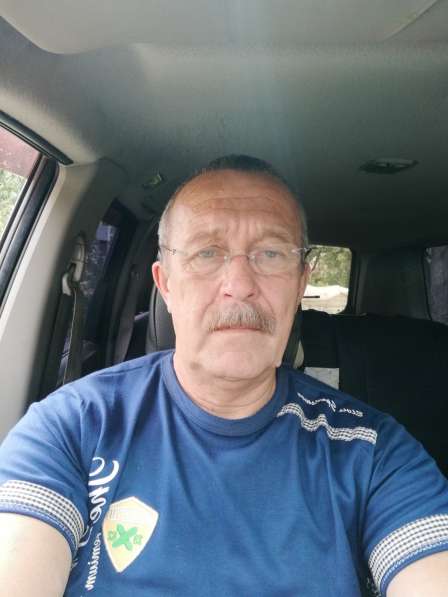 Олег, 66 лет, хочет познакомиться – На пенсии, работаю