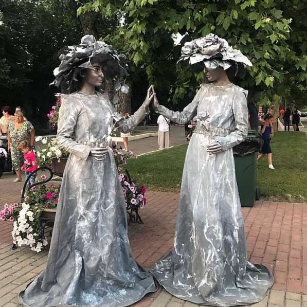 Живые статуи на встречу гостей на мероприятие в Краснодаре фото 7
