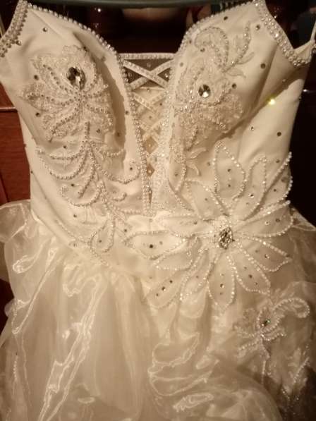 Свадебное платье в Зернограде фото 3