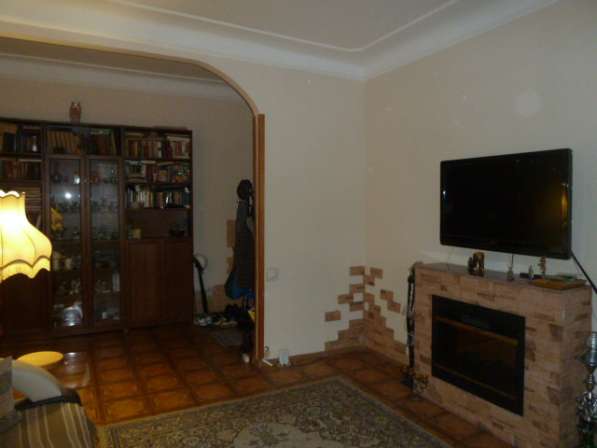 Продается 3-х комнатная квартира, ул. пр-кт Мира, 48 в Омске фото 4