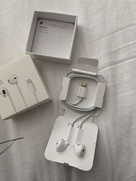 Наушники Apple EarPods lightning в Краснодаре