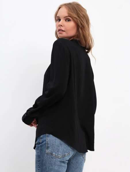 Блузка женская классическая в Санкт-Петербурге