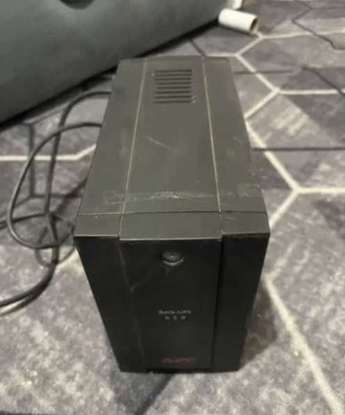 Источник бесперебойного питания АРС 650 ва