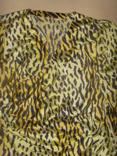 Блузка из леопардовой ткани Раз 46 в Москве