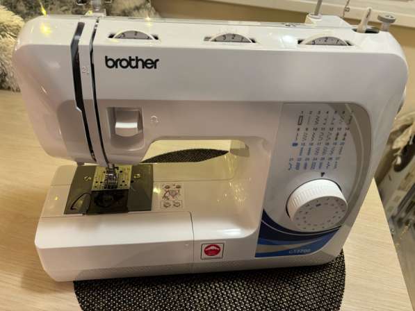 Продам швейную машинку в Петропавловск-Камчатском фото 3