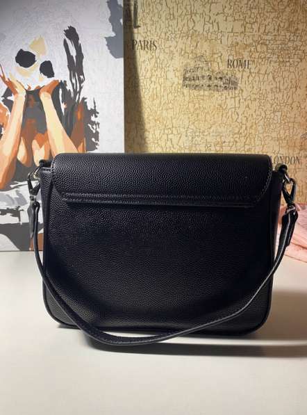 Оригинальная сумка Valentino в Санкт-Петербурге